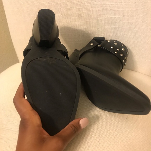 Qupid Studded Pointed Toe Booties - Picture 4 of 8